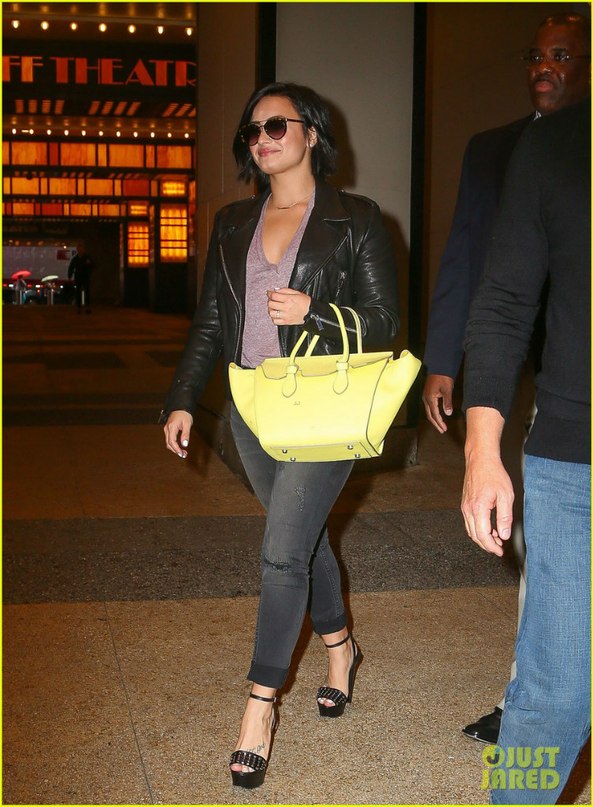 Can't Back Down (саундтрек к фильму Рок в летнем лагере 2 ), Demi Lovato