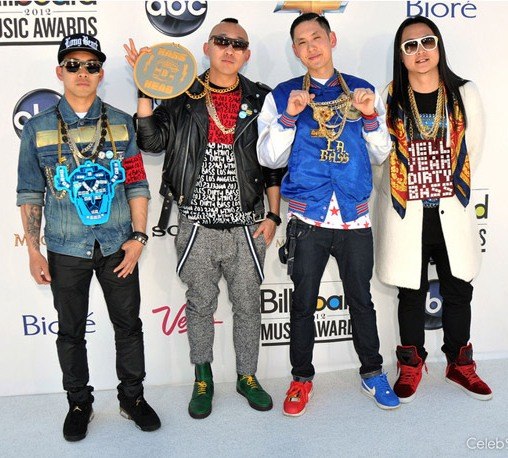 Live My Life (feat. Justin Bieber & Redfoo) (Party Rock Remix)(OST  Шаг вперед 4 3D/ Step Up Revolution), Far East Movement