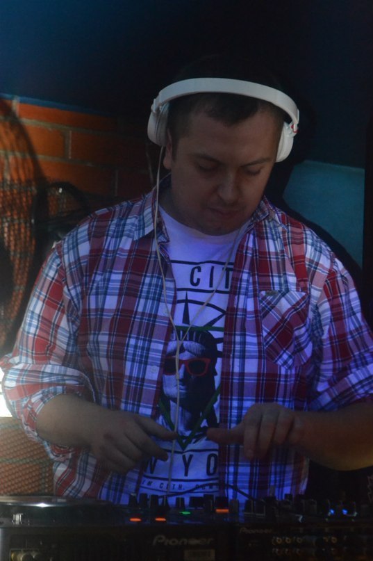 LOVE STORY(Dubstep Version)(live set)(ВЕСЬ СЭТ ОДНИМ ФАЙЛОМ), OLEG FROST